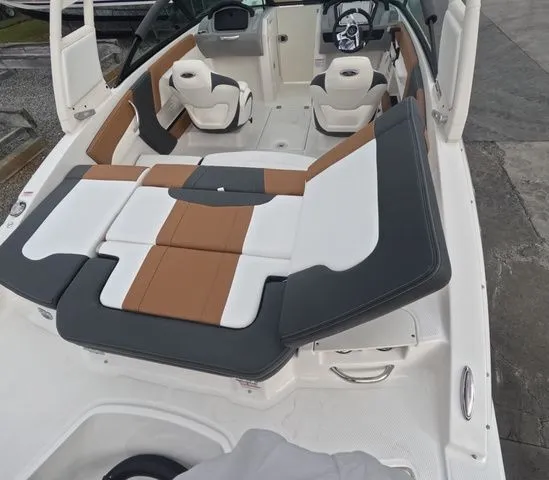 Slide: The Image of Chaparral 21 SSi OB In Stock Traier included 2026 - 10