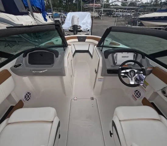 Slide: The Image of Chaparral 21 SSi OB In Stock Traier included 2026 - 22