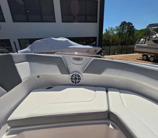 Slide: The Image of Interior view of Chaparral 23 SSi OB 2026 boat. - 28