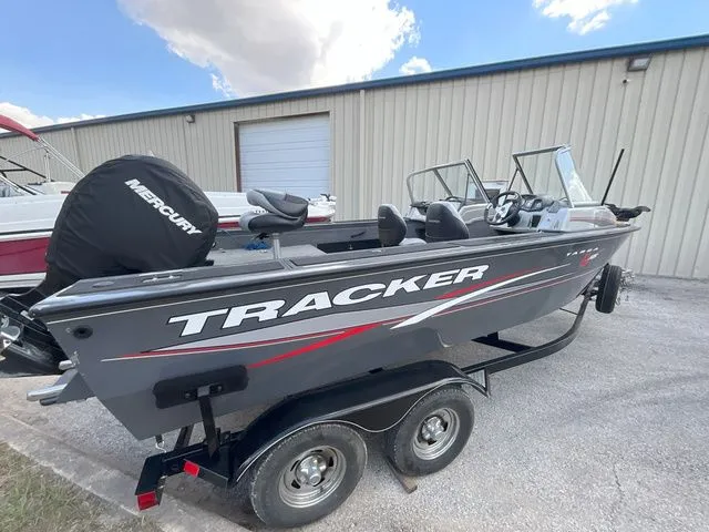 Slide: The Image of Tracker Targa V-18 Combo 2016 - 3