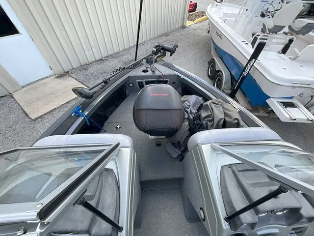 Slide: The Image of Tracker Targa V-18 Combo 2016 - 8