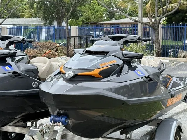 Slide: The Image of Sea-Doo GTX 170 BRP Premium Audio iDF iBR 2023 - 5