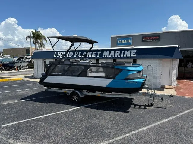 Slide: The Image of Sea-Doo Switch Cruise 21 2023 - 28