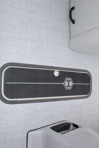 Slide: The Image of Harris 230 Cruiser SLDH 2025 - 17