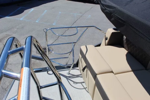 Slide: The Image of Harris SUNLINER 230 SLDH 2025 - 19