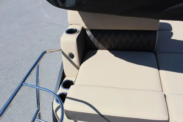 Slide: The Image of Harris SUNLINER 230 SLDH 2025 - 21