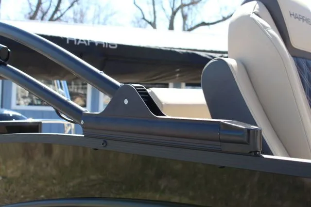 Slide: The Image of Harris SUNLINER 230 SLDH 2025 - 28