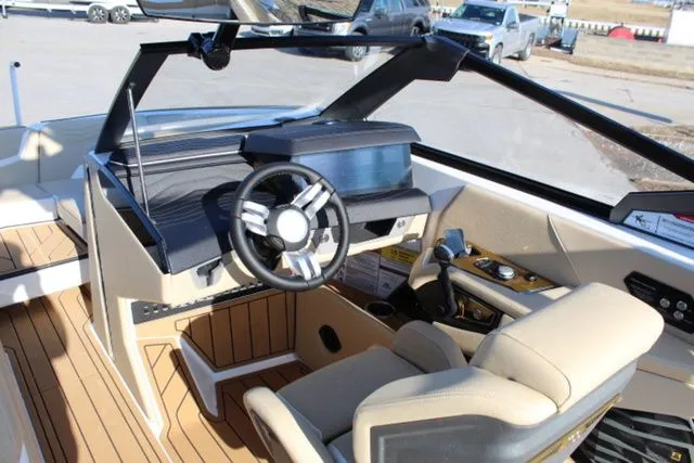 Slide: The Image of Nautique Super Air Nautique G23 2025 - 17