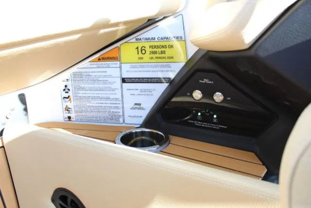 Slide: The Image of Nautique Super Air Nautique G23 2025 - 18