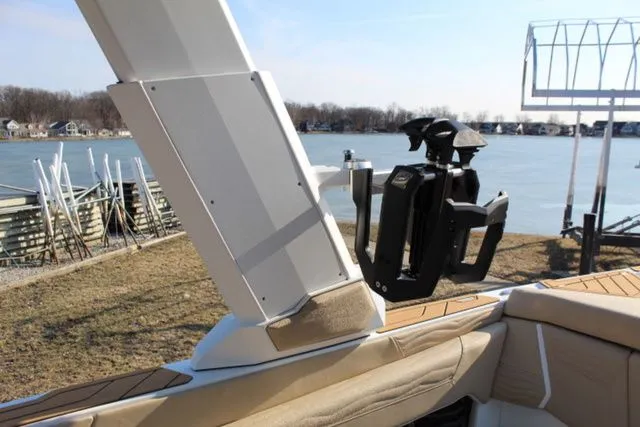 Slide: The Image of Nautique Super Air Nautique G23 2025 - 21