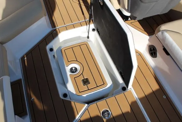 Slide: The Image of Nautique Super Air Nautique G23 2025 - 31