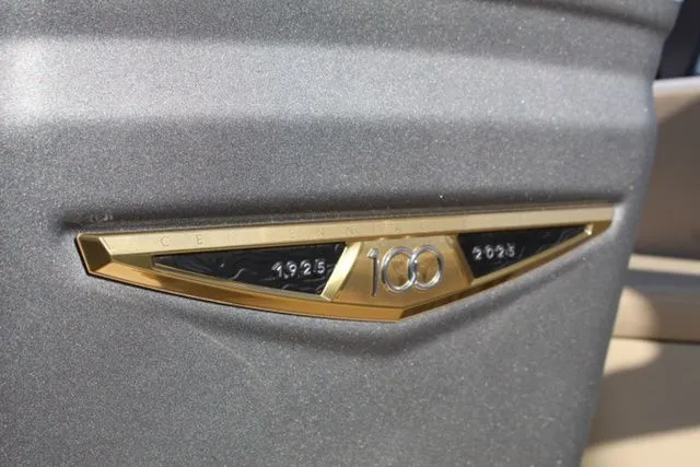 Slide: The Image of Nautique Super Air Nautique G23 2025 - 32