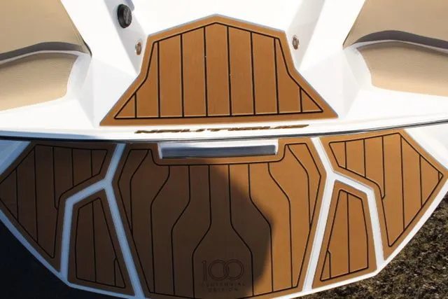 Slide: The Image of Nautique Super Air Nautique G23 2025 - 35