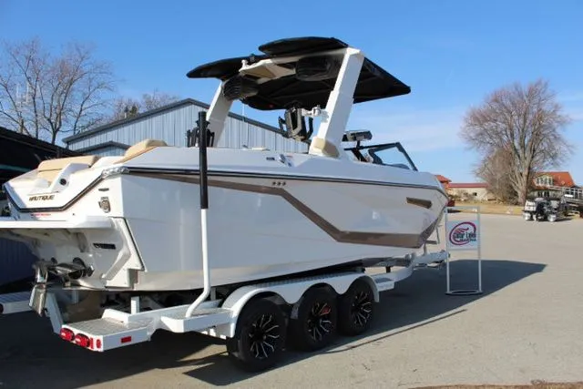 Slide: The Image of Nautique Super Air Nautique G23 2025 - 5