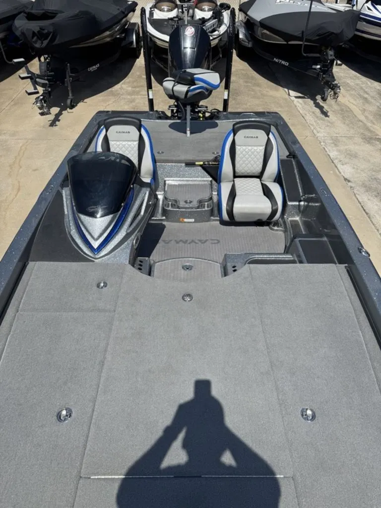 Slide: The Image of Caymas CX 21 PRO 2023 - 7