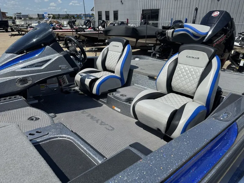 Slide: The Image of Caymas CX 21 PRO 2023 - 8