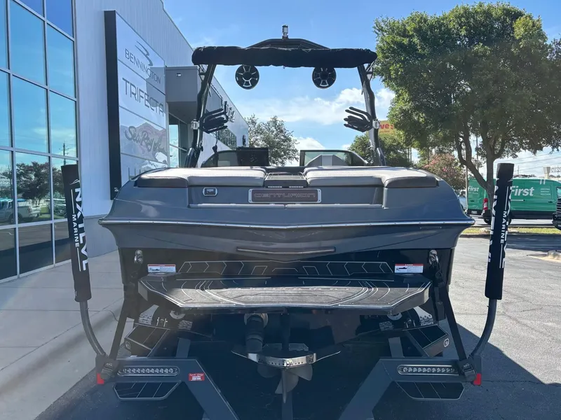 Slide: The Image of Centurion Ri237 2020 - 8