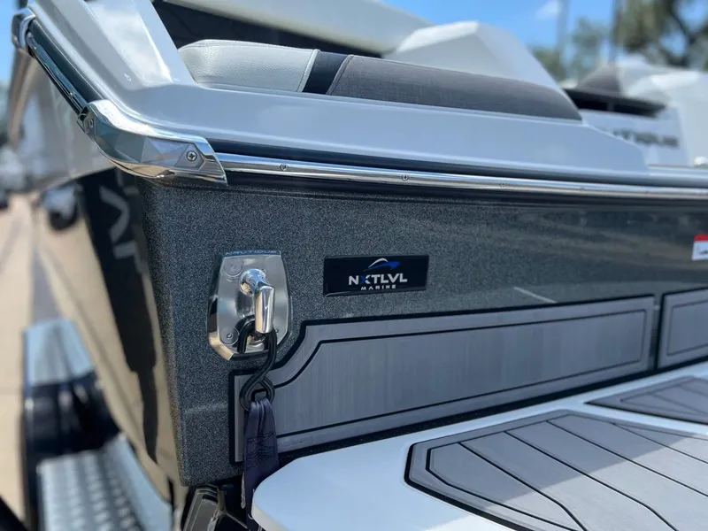 Slide: The Image of Nautique GS24 2024 - 14