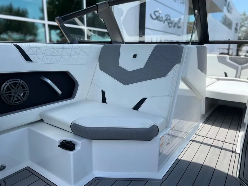 Slide: The Image of Nautique GS24 2024 - 24