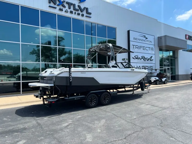 Slide: The Image of Nautique GS24 2024 - 3