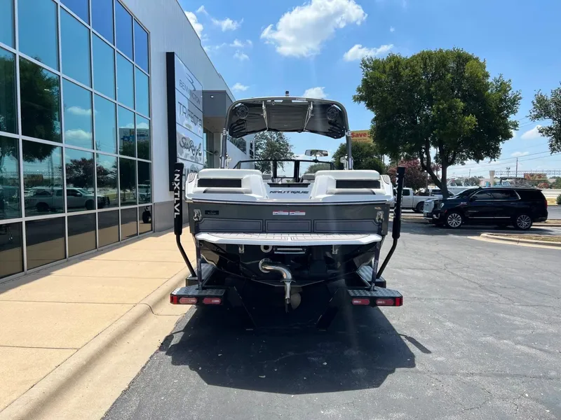 Slide: The Image of Nautique GS24 2024 - 4