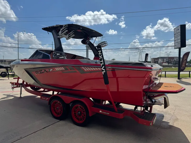 Slide: The Image of Tigé 22RZX 2018 - 5