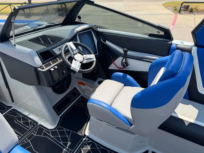 Slide: The Image of Tigé 23ZX 2022 - 20