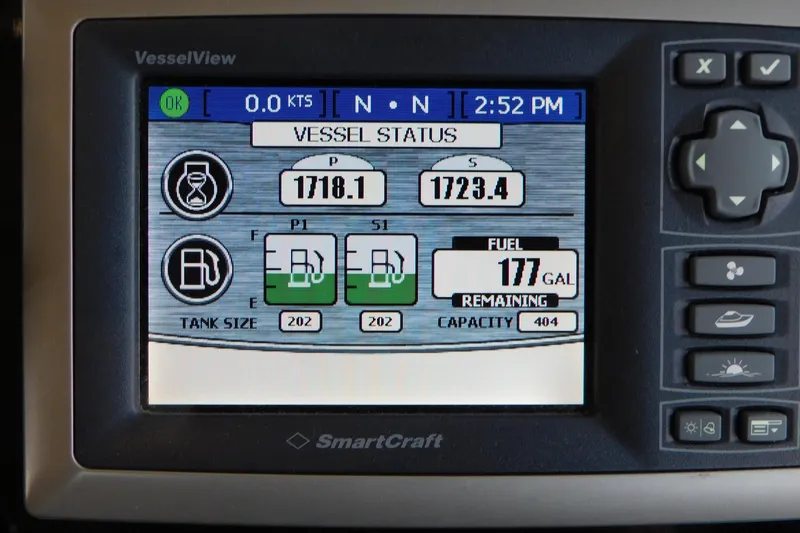 Slide: The Image of SmartCraft VesselView display on 2013 Sea Ray 510 Sundancer showing fuel status and navigation data. - 43