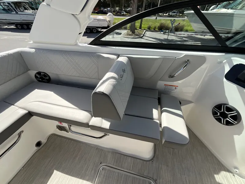 Slide: The Image of Sea Ray SDX 230 Outboard 2026 - 11