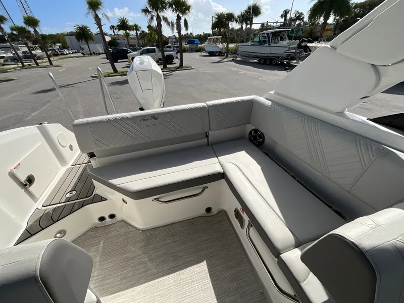 Slide: The Image of Sea Ray SDX 230 Outboard 2026 - 15