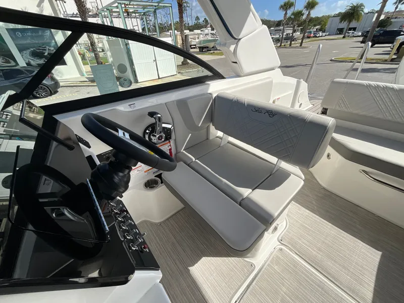 Slide: The Image of Sea Ray SDX 230 Outboard 2026 - 17