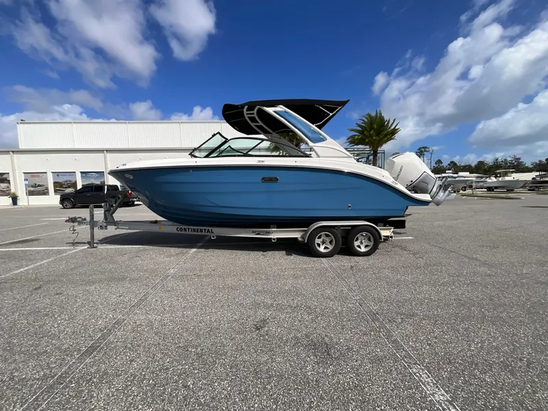 Slide: The Image of Sea Ray SDX 230 Outboard 2026 - 25