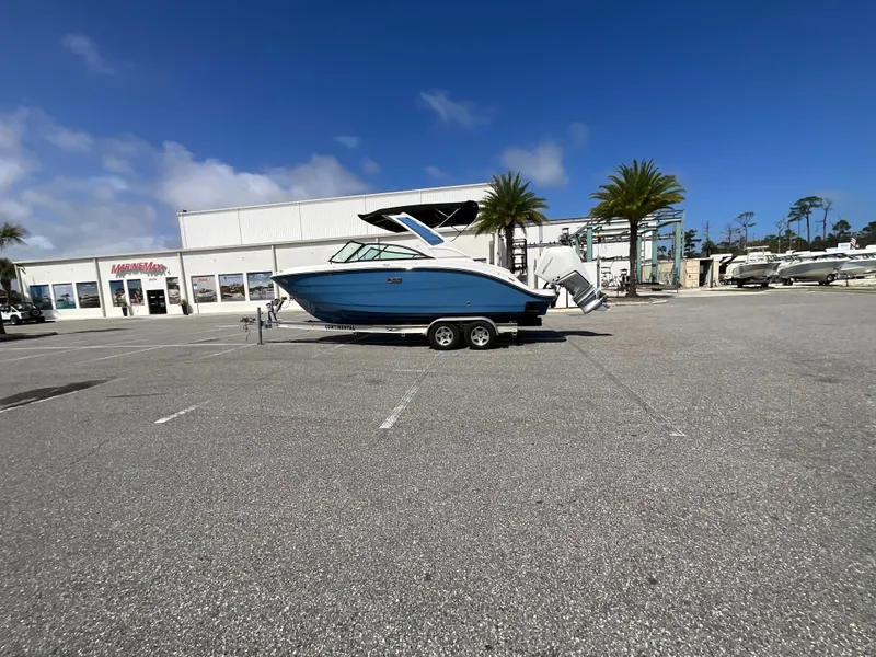 Slide: The Image of Sea Ray SDX 230 Outboard 2026 - 37