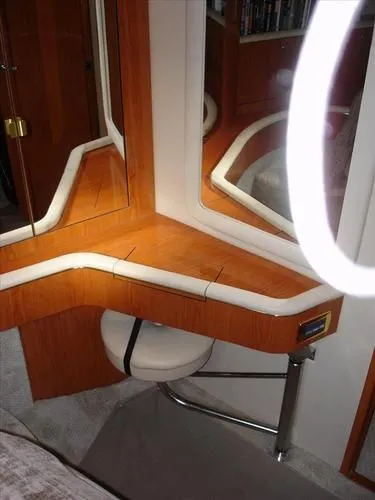 Slide: The Image of Photo 15 - 55