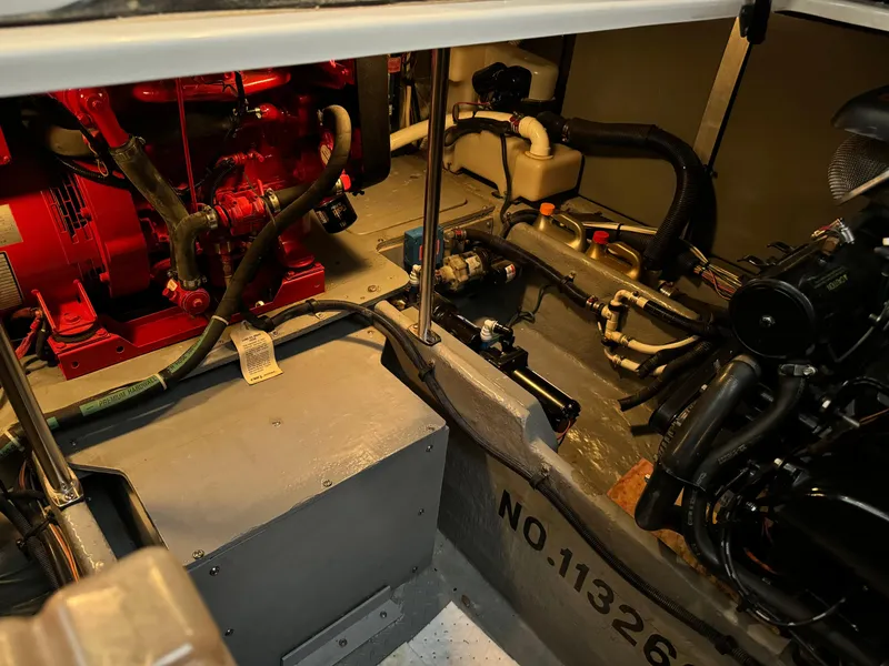 Slide: The Image of Sea Ray 420 Aft Cabin 2001 - 65