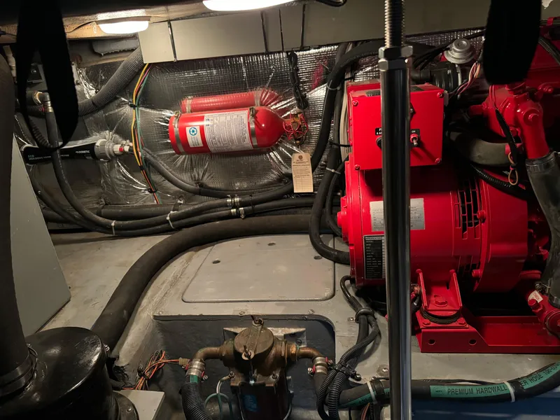 Slide: The Image of Sea Ray 420 Aft Cabin 2001 - 70