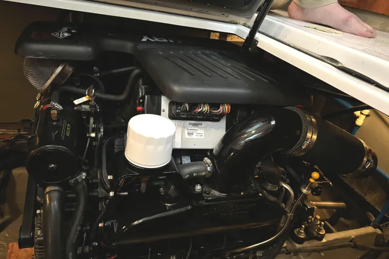 Slide: The Image of Sea Ray 420 Aft Cabin 2001 - 71