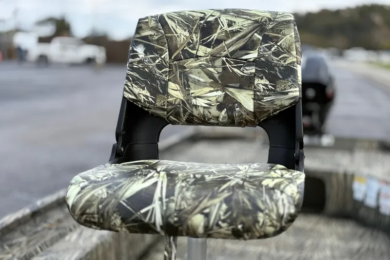 Slide: The Image of Camouflage seat on 2026 Tracker Grizzly 1654 T Sportsman boat. - 61