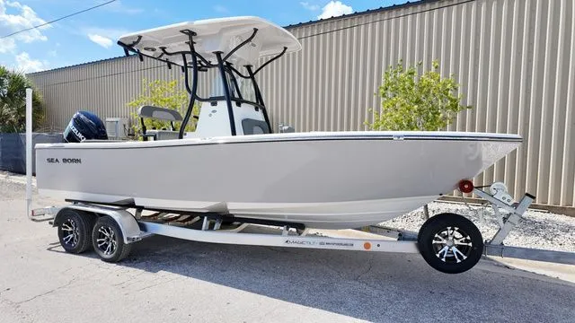 Slide: The Image of Sea Born LX22 Center Console 2026 - 27