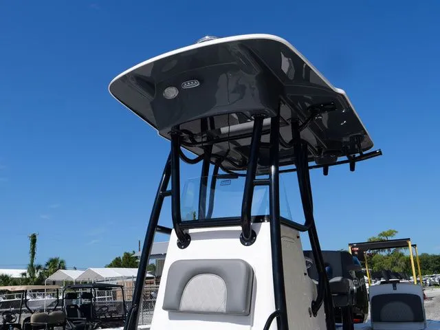 Slide: The Image of Sea Born FX24 XE 2026 - 35