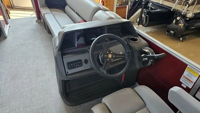 Slide: The Image of Sun Tracker Party Barge 20 DLX 2026 - 22