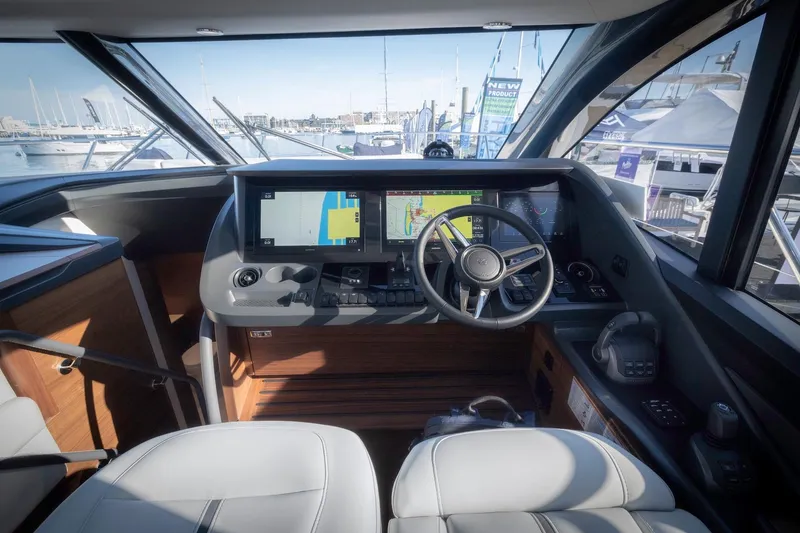 Slide: The Image of Interior of the 2026 Princess V55 Express yacht. - 39