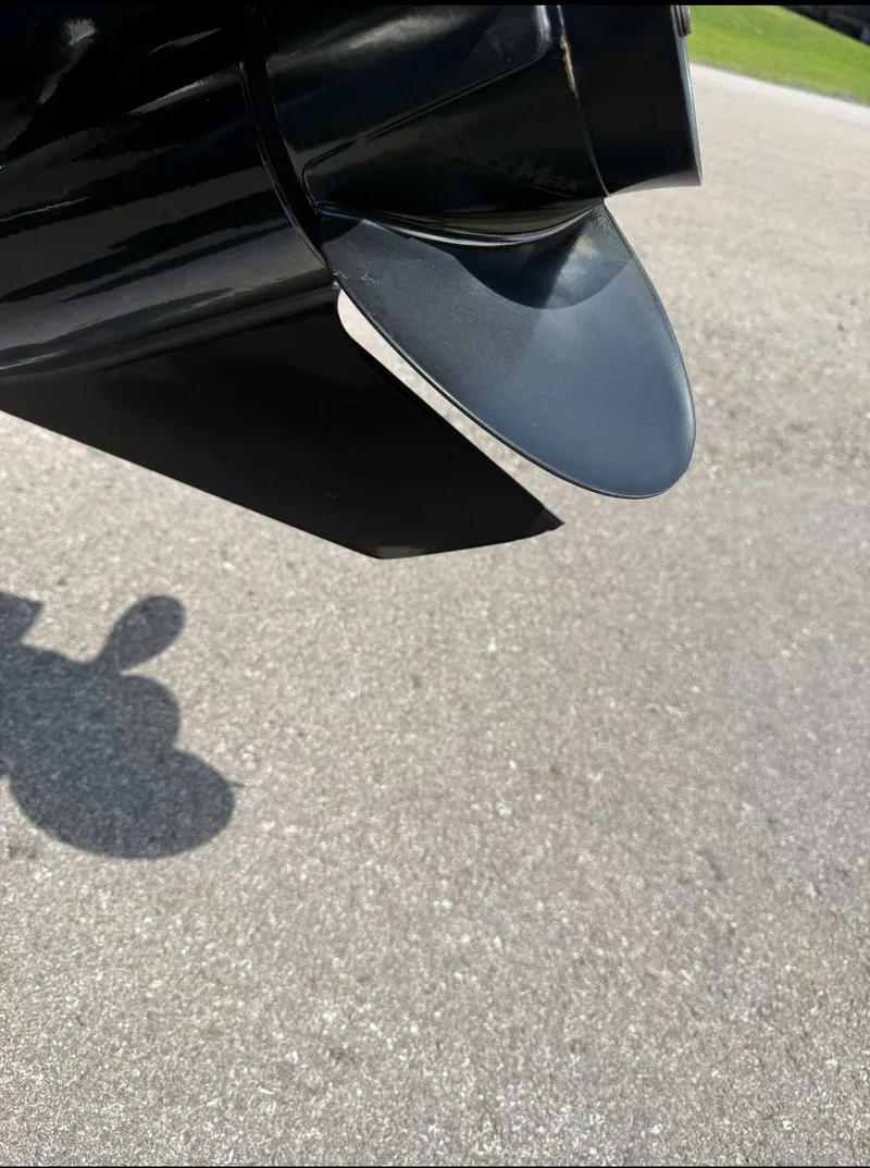 Slide: The Image of Tahoe 450TS 2019 - 6