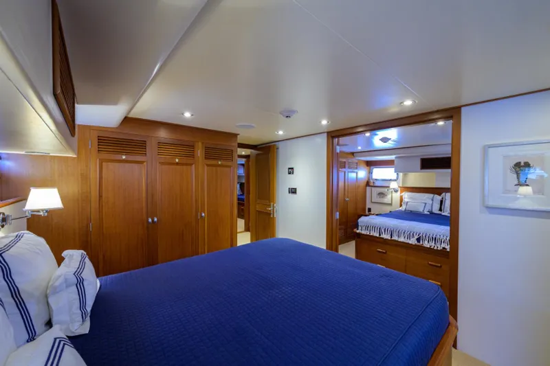 Slide: The Image of Luxurious cabin interior of 2003 New England Boatworks Enclosed Raised Pilothouse yacht. - 27