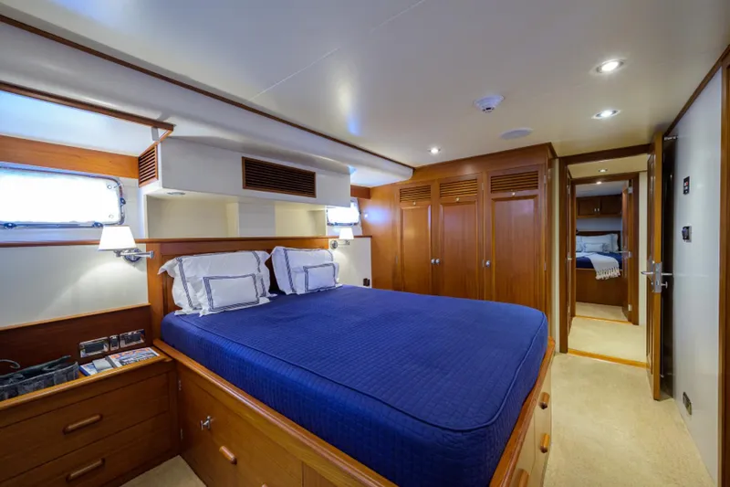 Slide: The Image of Luxurious cabin interior of 2003 New England Boatworks Enclosed Raised Pilothouse yacht. - 28
