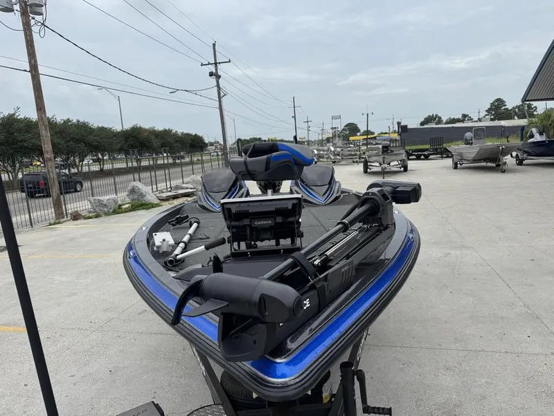 Slide: The Image of Caymas CX 21 2022 - 14