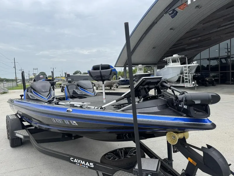 Slide: The Image of Caymas CX 21 2022 - 15