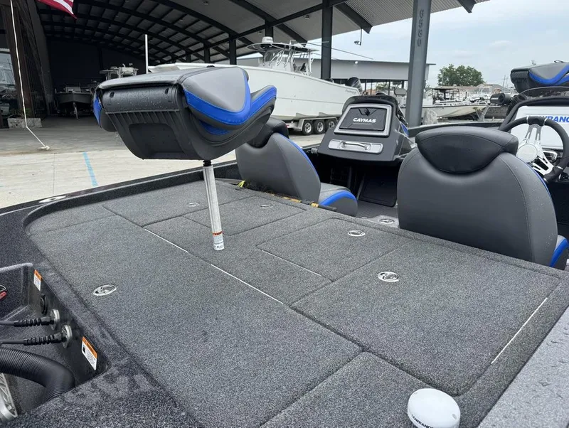 Slide: The Image of Caymas CX 21 2022 - 6