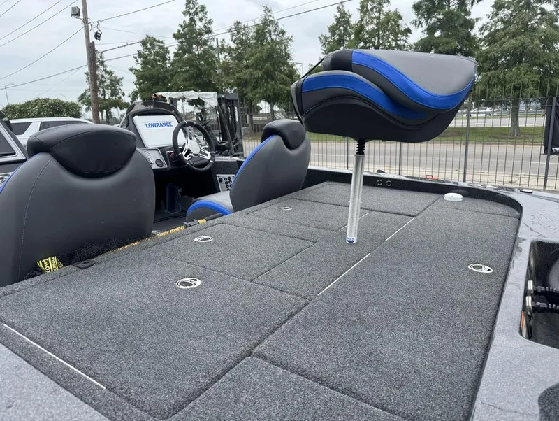 Slide: The Image of Caymas CX 21 2022 - 7