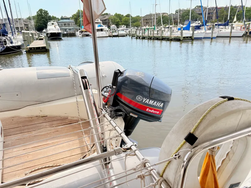 Slide: The Image of Lagoon 400 2010 - 34